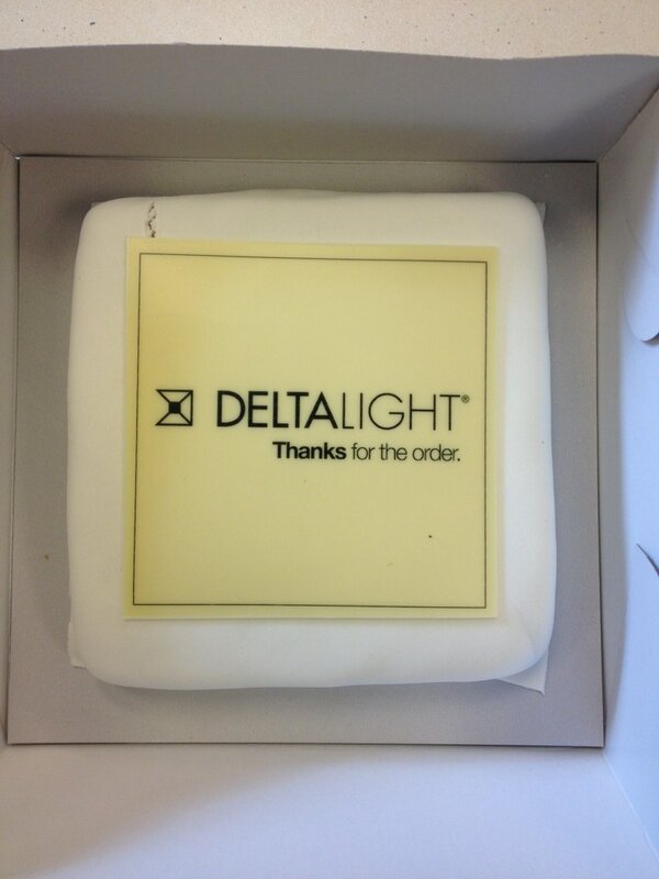 Derkjanschepers's tweet photo. Verrast worden door leverancier! @Deltalight_NL fijne samenwerking, bedankt jongens! http://t.co/BsP1CUyL