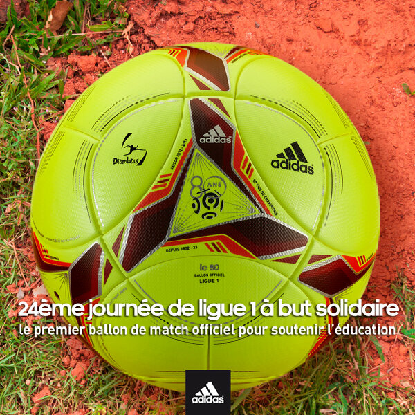 Voici le 1er ballon de match officiel pour soutenir l'éducation, en partenariat avec l'association #Diambars #Ligue1