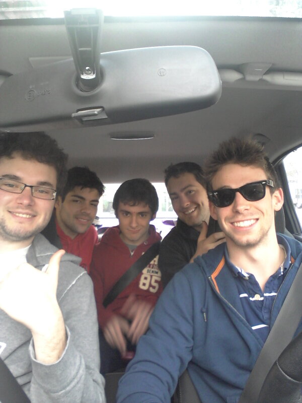 sanchez_sigu's tweet photo. Salimos direccion Cadiz! #carnavalesdecadiz http://t.co/NWAoAl1v