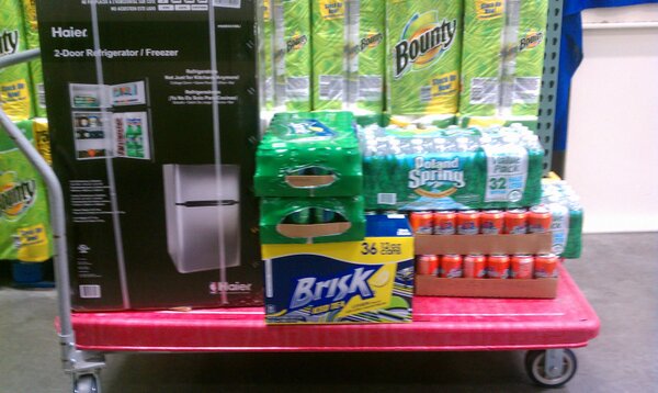 MikesBallPython's tweet image. I'm using the snow storm as an excuse to buy all this and its just the start....:)