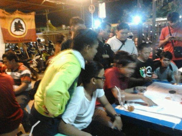 andrei_tama13's tweet image. RT @JCI_Lampung: #anniv3ersarioJCICL #techmet seru amat sih kaya nya :D