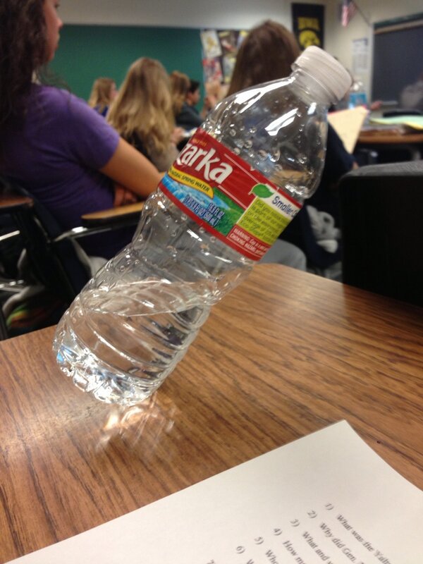 G_Schraeds's tweet photo. Bored af in class http://t.co/ZIBGsiY