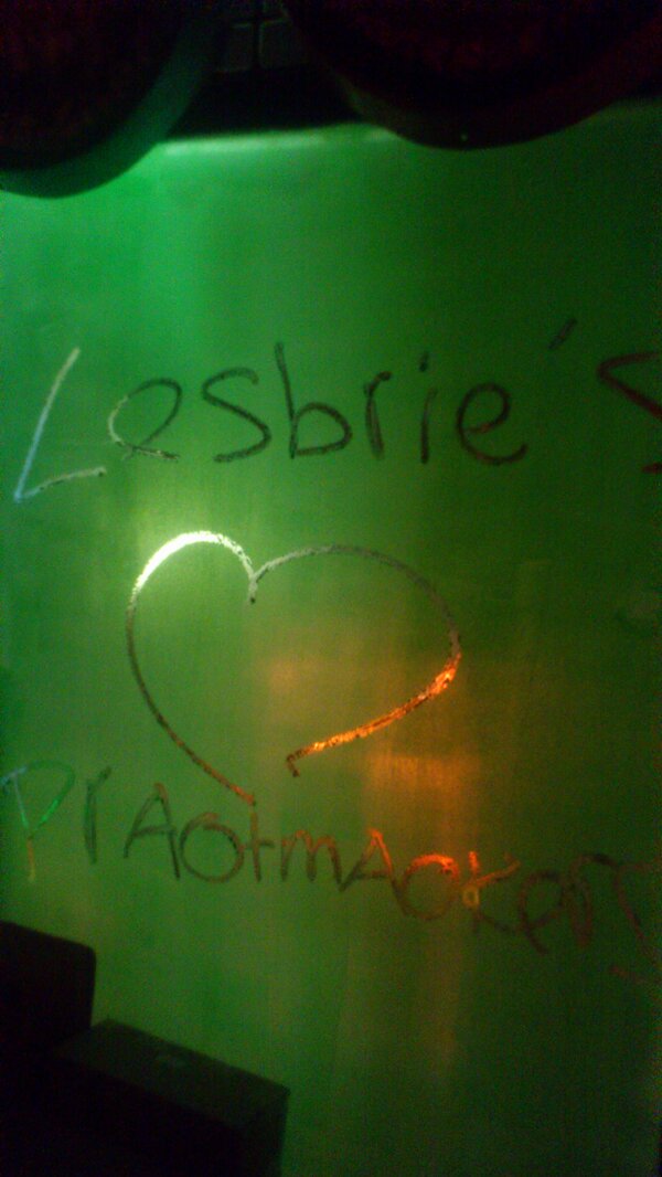 LesBries's tweet photo. @Praotmaokers http://t.co/Gq2FDJfP