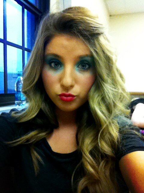 nic_humiston's tweet image. Varieties make up. CAUTION: this is a selfie #varts #secondcuts