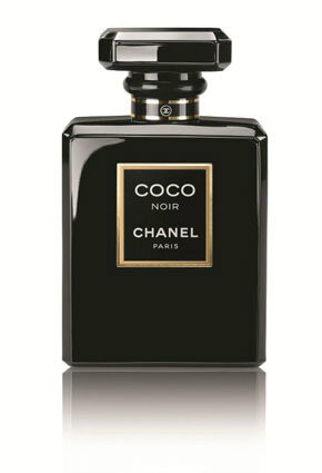 عطر كوكو نوار الجديد متوفر في معارضنا والسعر 80 ريال سعودي ويوجد توصيل داخل الرياض مجانا وداخل المملكة عن طريق ارامكس