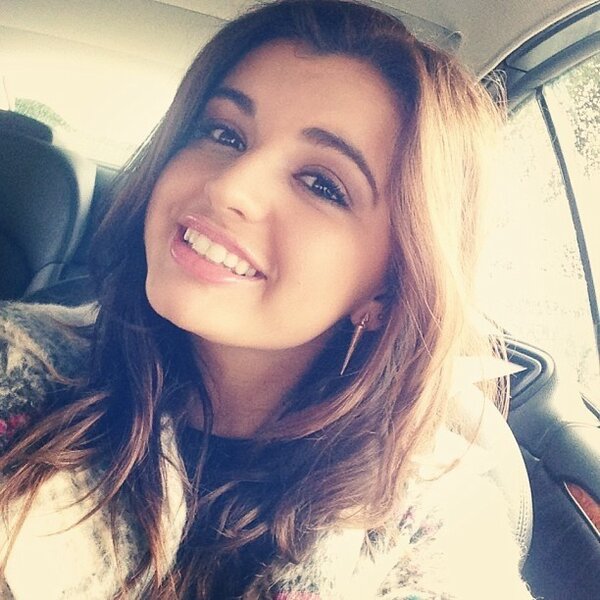 DearRebeccaB's tweet photo. Rebecca's hair, smile, lips, noes, eyes, everything is just perfect! http://t.co/gaZyi1mm
