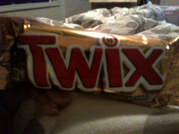 MsChell88's tweet image. I'm about to tear this open! Thanks @leonapereira19! #bff #2forme