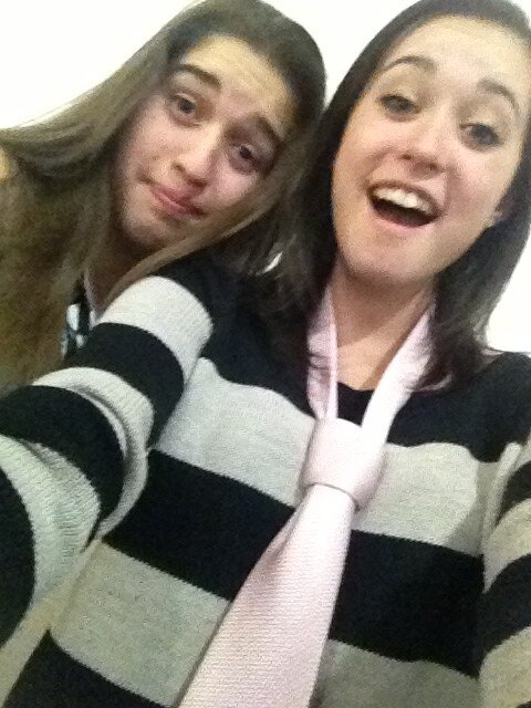 LeslieAlvarez31's tweet image. #hacked #thesecuties @sydneygarland @amy__mathers 😘😘