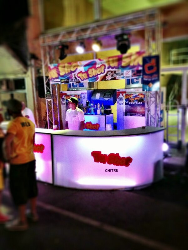 ricardoicaza7's tweet photo. Esto va dar de que hablar aquí en #Chitre @tushot507 Cokctails, shot's, hielo, cervezas, de todo para tu carnaval! http://t.co/OdjkWY13
