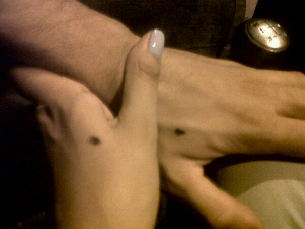 piernasXL's tweet image. *Nos une el lunar…* Veremos si dura p/siempre. Jaja #flashera