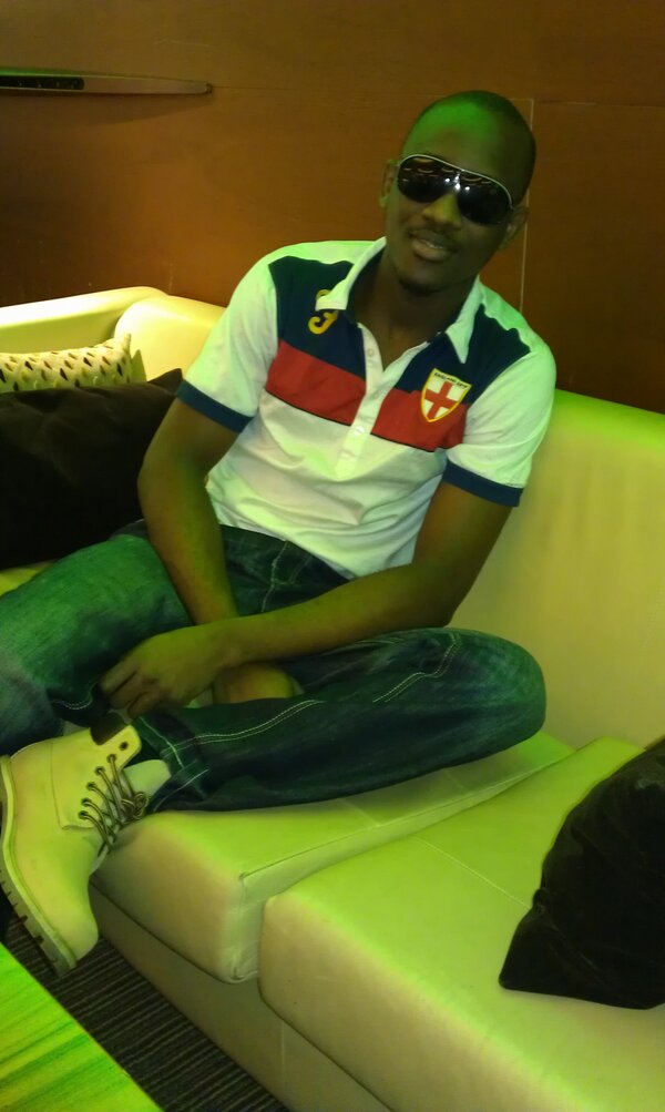 iam_idera's tweet photo. http://t.co/UGpw1byF
