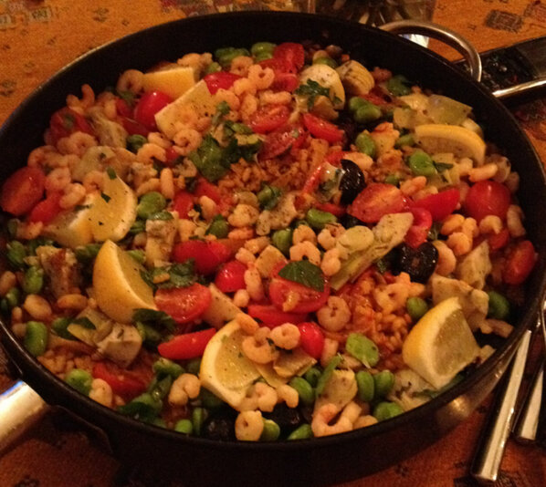 lucygardiner's tweet photo. Vegetable paella (thanks @ottolenghi !) http://t.co/gExLufJ7 via @platterhq http://t.co/YakLh4i5