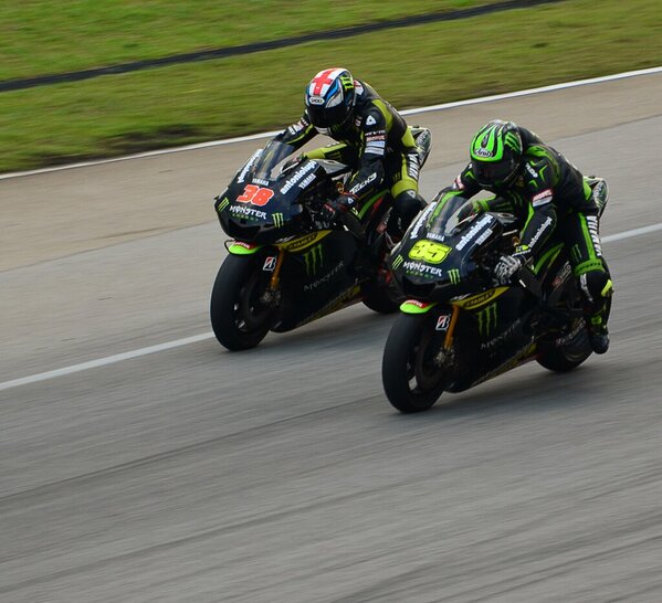 Cal Crutchlow tweet media