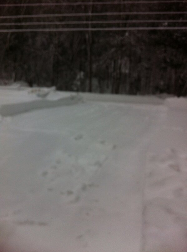 jkinder13's tweet photo. @foxblizzard cleared in Raynham! http://t.co/FBW235jv