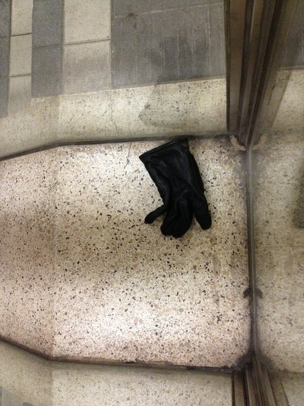 lostnfoundTO's tweet photo. @lostnfoundTO: Don't leave me behind in this snow storm! Union TTC stn, east stairs #lost #found #glove #toronto http://t.co/aBofjgKR