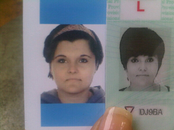 TashaYasminJade's tweet image. Which picture do I look like more?! Left or right? #IDproblems