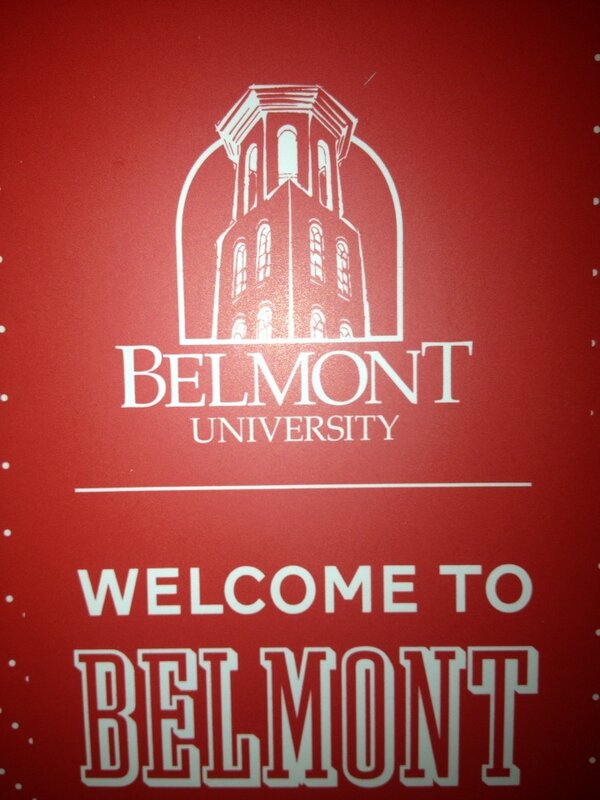 JenniFromTheBlk's tweet photo. @BeckySpurlock #BeBelmont @KayTudor @JennifromtheBlk http://t.co/uh8TEDw