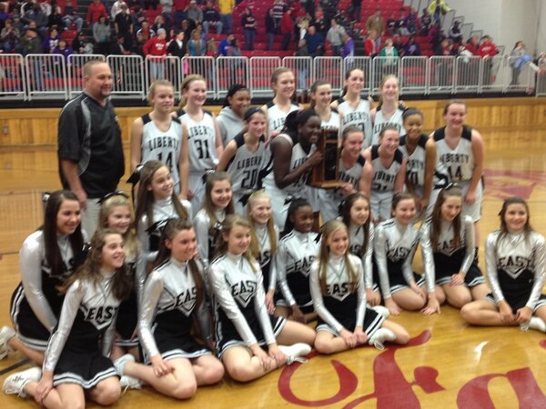 LibertyJrSports's tweet photo. Liberty Jr 8th grade girls basketball teams wins the GMC tourn championship over Plains 36-31. http://t.co/Lr6HtKVr