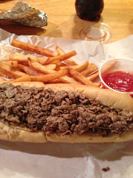 thegs46's tweet photo. @tguns58 @supersubbeverly nothing better than a cheese steak after a long day of snowblowing #extracheese http://t.co/Rqq70Xou