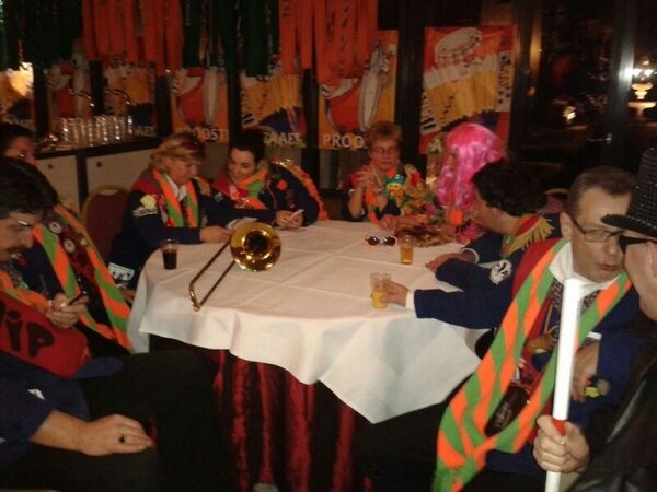 VIPkus's tweet photo. De VipKus worden OUD!!!! http://t.co/HNzvxju6