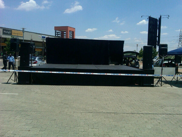 lwaefedj's tweet photo. BLM Entertainment/Dream sound.....@Mgabhi1 http://t.co/0f6WyN0n