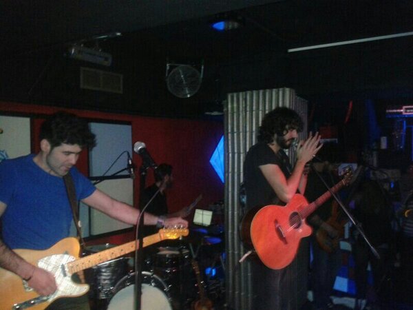 MarianCampello's tweet photo. Comença Izal a @SubwayThePop , gracies per apostar per la musica a #Elx http://t.co/EisejEJi