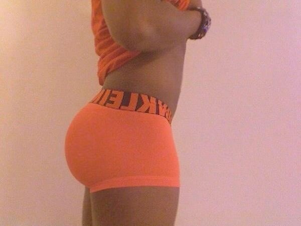 NiggasWithBooty's tweet photo. Rate this ass 1-10 http://t.co/NXzUZXBx