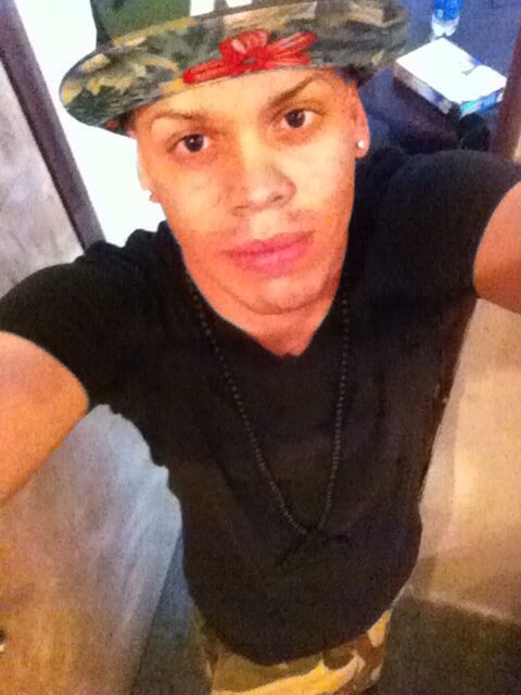 MrYaret's tweet photo. Vacilandouuu en el estudio! Sin tu amorrrrrr, queda mi corazon en comaa (8) #corazonencoma prontooo! http://t.co/RtgCArie