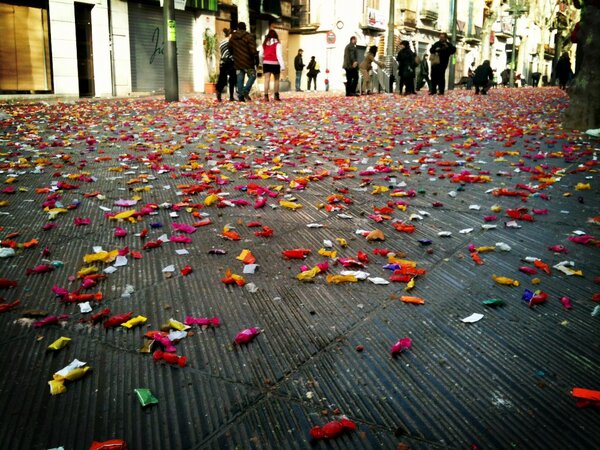 SantiTriguero11's tweet photo. #lescomparses . MÉs i més Comparses!! Rambla Principal de @ajuntamentvng http://t.co/Vwmd5KkB