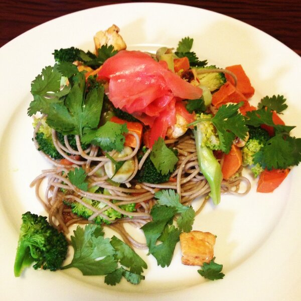 karla_dawes's tweet photo. Just made the Crunchy Tofu &amp; Edamame Salad thanks to @FriendsCanCook #yum http://t.co/A10OSaoT