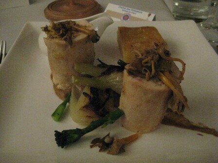 Chaine_Solent's tweet photo. Ballotine of Corn Fed Chicken @Cassons last Friday - excellent! #chaine http://t.co/Bm46xsPj