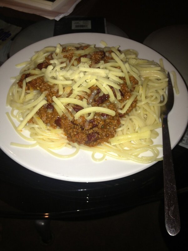 ShyFX999_XXX's tweet photo. Dinner made by me ! :) who said men can't cook?! http://t.co/TvsBYNEJ