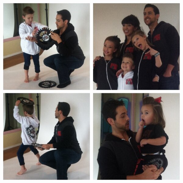 Sparkleymarc's tweet photo. Photo shoot for all the new awesome countdown gear!! http://t.co/cmPBSU7D