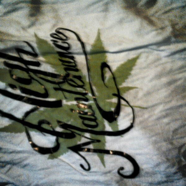 845HoodRich's tweet image. Loving my shirt lol #HighMaintenace