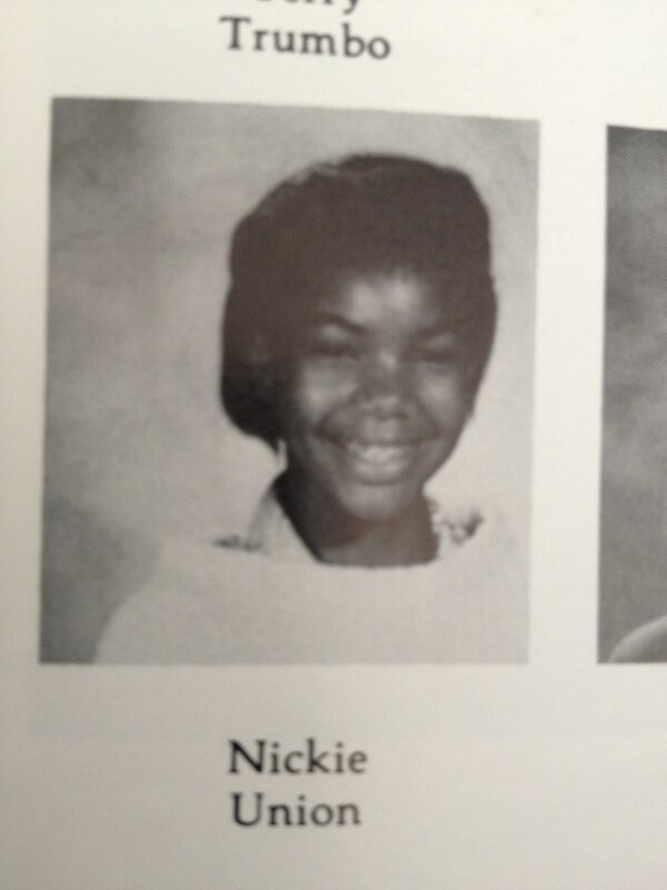 TheeMissLove's tweet image. OH SNAP!! O_o #SendbackSunday #adorabo hehehe RT @LASportsRadio: @ItsGabrielleU in 7th grade.