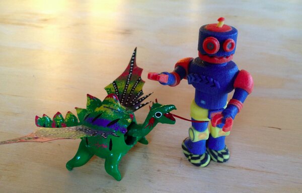 MyRobotNation's tweet image. Robots in the Wild: Kung Hei Fat Choi! Waze pats Nigel g&apos;bye, but can&apos;t wait to meet some awesome snakes this year.