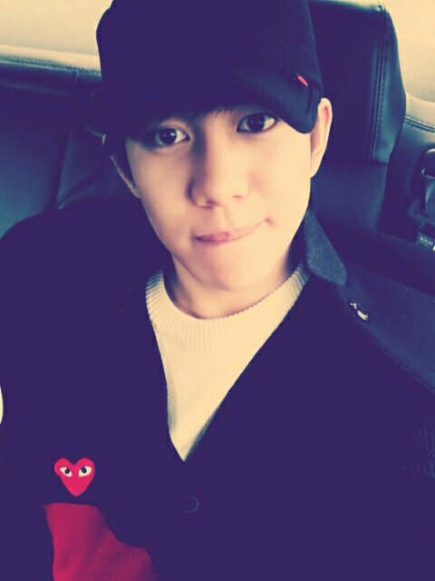 RTFXT's tweet photo. 새해복 많이받아요^^ 전 뒤늦게 할아버지댁에 가는중! http://t.co/llLJBnzX