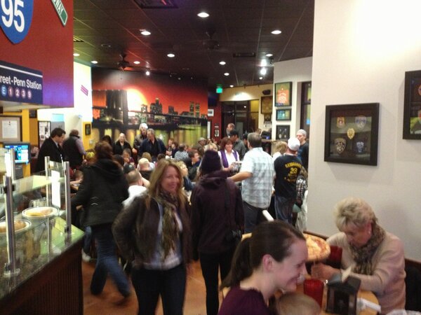 Stratus_Prod's tweet photo. At the premier of #KingsOfCrash @FischerProd @VelocityTV1 @qgraves15 http://t.co/K8CfWAUv