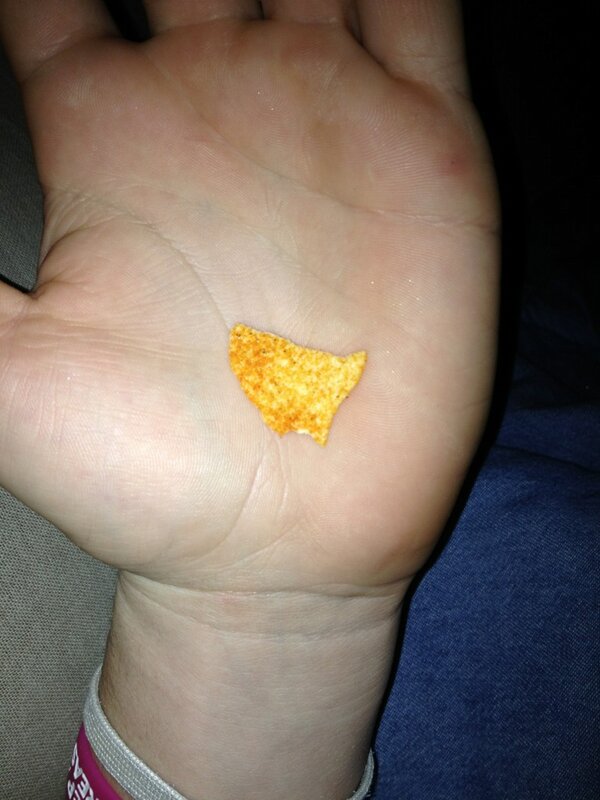 Nashgrier's tweet photo. OMG MY CHIP IS IN THE SHAPE OF THE UNITED STATES #AHHHH http://t.co/Ni639m7B