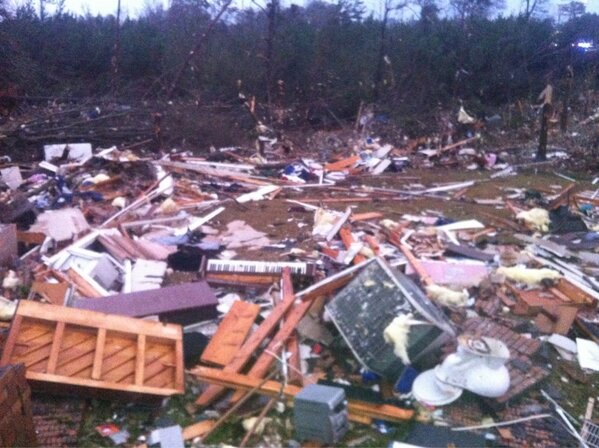 Jeremy88's tweet photo. @CNN we watched this house shred apart and blow away. We pulled two elderly people from under a brick wall http://t.co/JwEPQThp