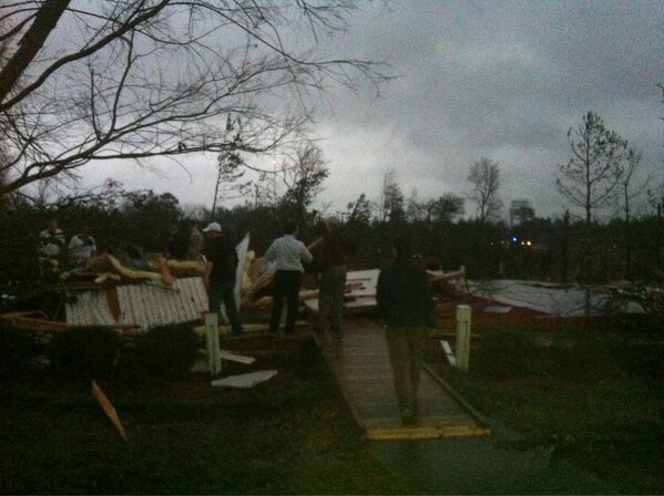 Jeremy88's tweet photo. @CNN two story house gone! http://t.co/cBxTEuv4