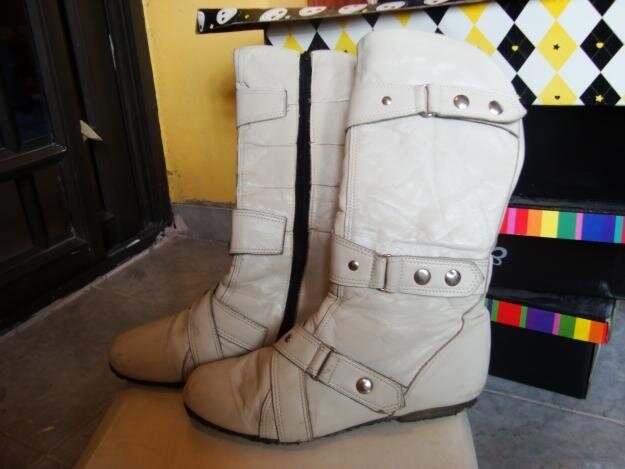 You like my boots http://t.co/GfkkHD6hFZ