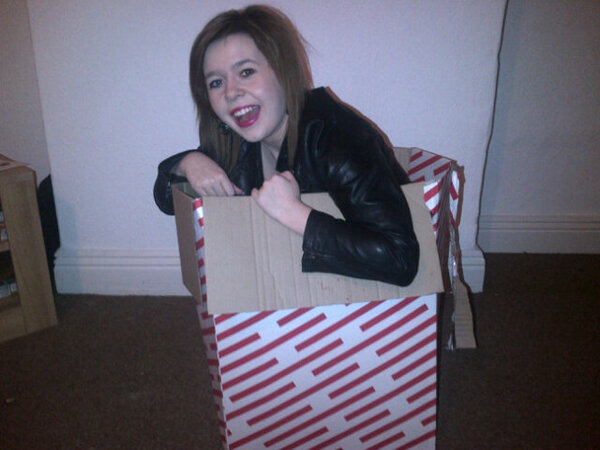 KarenHughess's tweet image. #funinabox