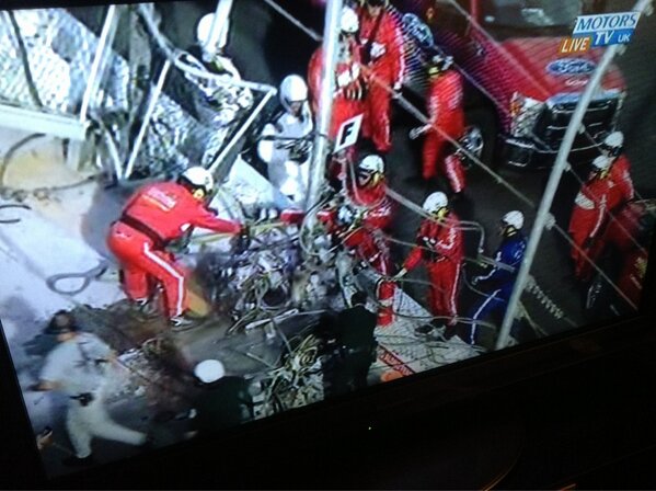 AndyRichardson0's tweet image. #wrongsideofthefence