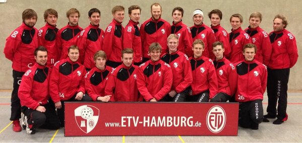 ETV Hamburg findet zu alter Stärke. Die Büttels gewinnen gegen @batberlin mit 8:5. ALLEZ ROT WEISS