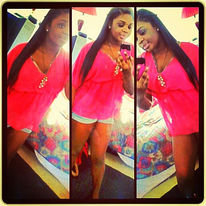 Love this pic, miss my weave lmao http://t.co/SyJZ6C6Z8M
