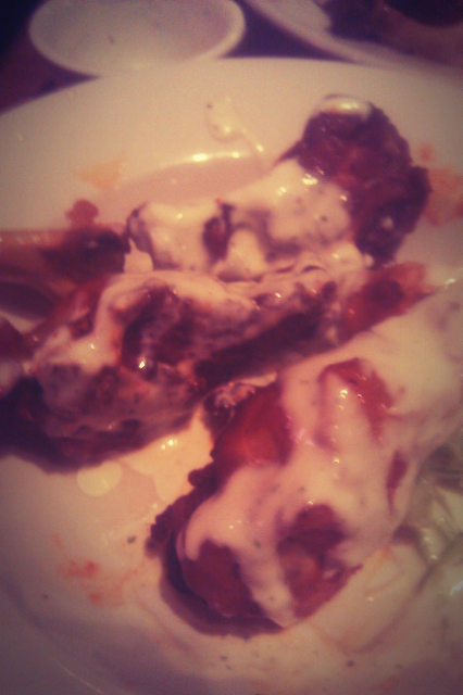 Raymonroe19's tweet photo. Copper River Wings.! http://t.co/XTm2ymdVDR