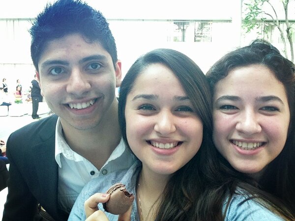 nataliacantu96's tweet image. Gracias por acompañarme amiguita @melygarciag1 #NoseQuienEs #ChicoRandom #ICUM