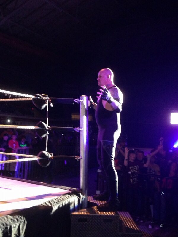 BD1v2mHCEAAHrfi.jpg:large