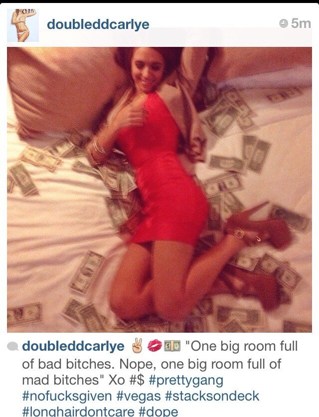 Follow me on Instagram ;) @doubleddcarlye http://t.co/bxzPO6RgRj